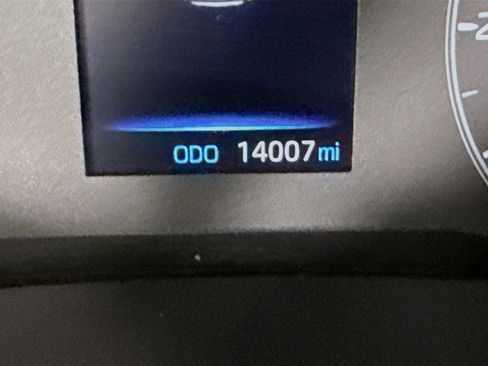 Used 2025 Toyota Corolla LE FWD image 16