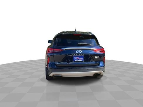 Used 2019 INFINITI QX50 Essential w/ Premium Heat Package image 7