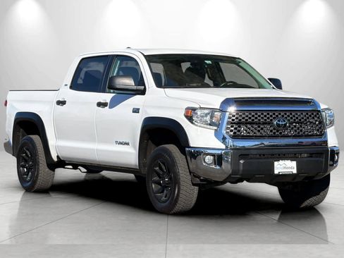 Used 2020 Toyota Tundra SR5 w/ SR5 Upgrade Package AWD/4WD image 9