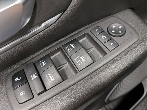 Used 2024 RAM 1500 Big Horn image 9