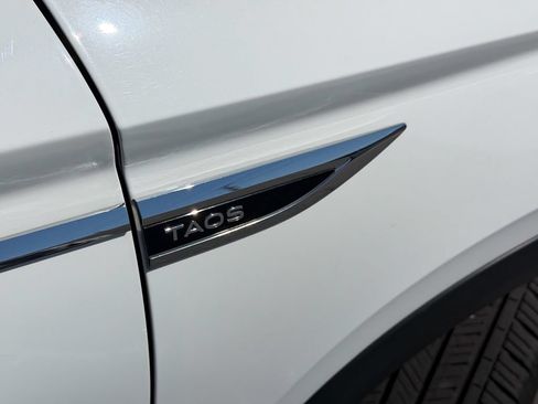 Used 2022 Volkswagen Taos S AWD/4WD image 6