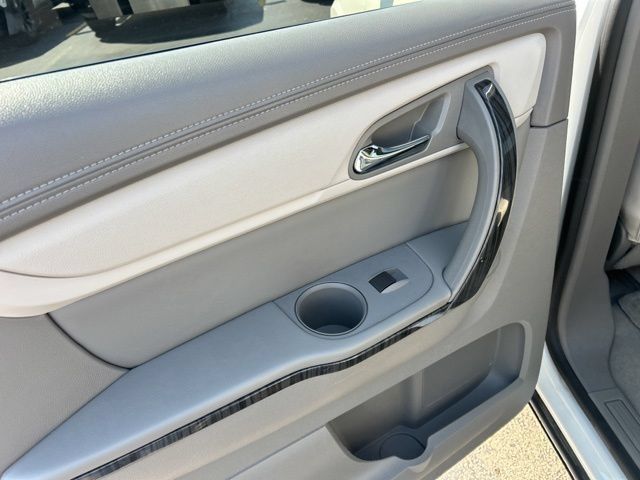 Used 2014 Chevrolet Traverse LTZ AWD/4WD image 23