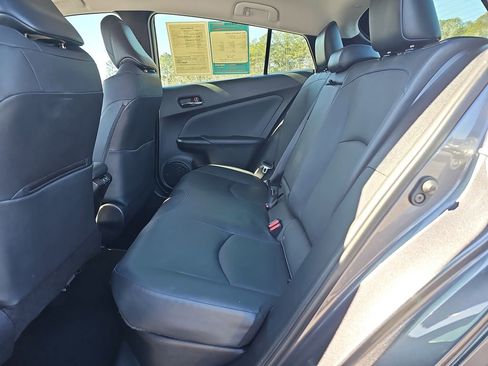 Used 2022 Toyota Prius Limited image 17