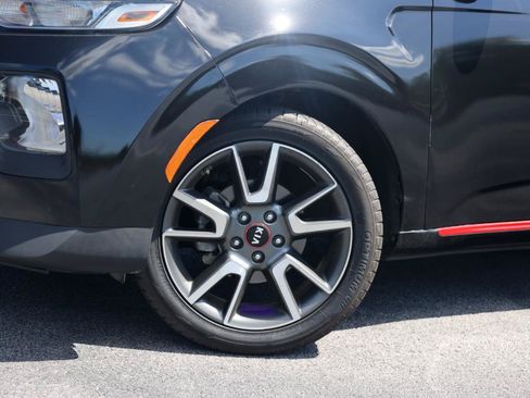 Used 2020 Kia Soul GT-Line w/ GT 2.0L Power Sunroof Package FWD image 19