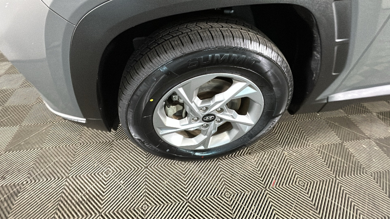 Certified 2024 Hyundai Tucson SEL AWD/4WD image 12