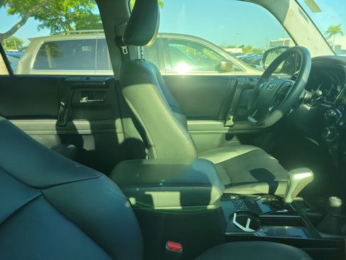 Used 2022 Toyota 4Runner TRD Pro AWD/4WD image 9