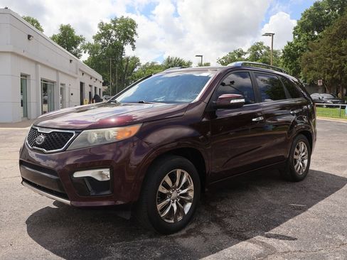 Used 2011 Kia Sorento SX FWD image 3