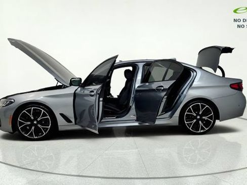 Used 2023 BMW 530i w/ M Sport Package RWD image 15