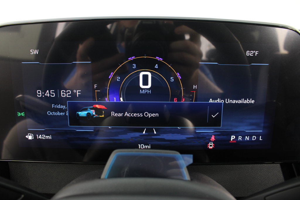New 2027 Chevrolet Traverse RS FWD image 19