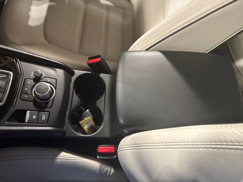 Used 2025 MAZDA CX-5 AWD 2.5 S w/ Preferred Package image 21