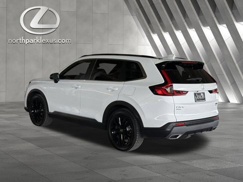 Used 2024 Honda CR-V Sport Touring image 2