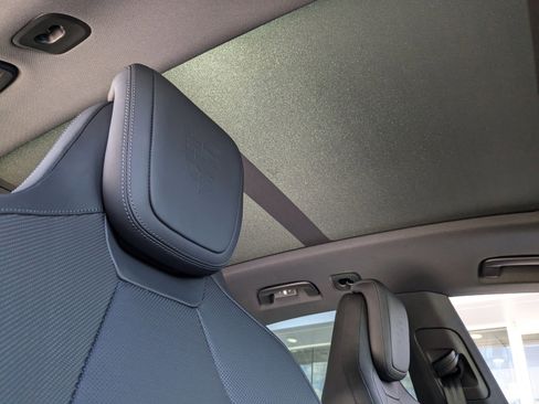 New 2024 Porsche Macan 4 Electric image 27