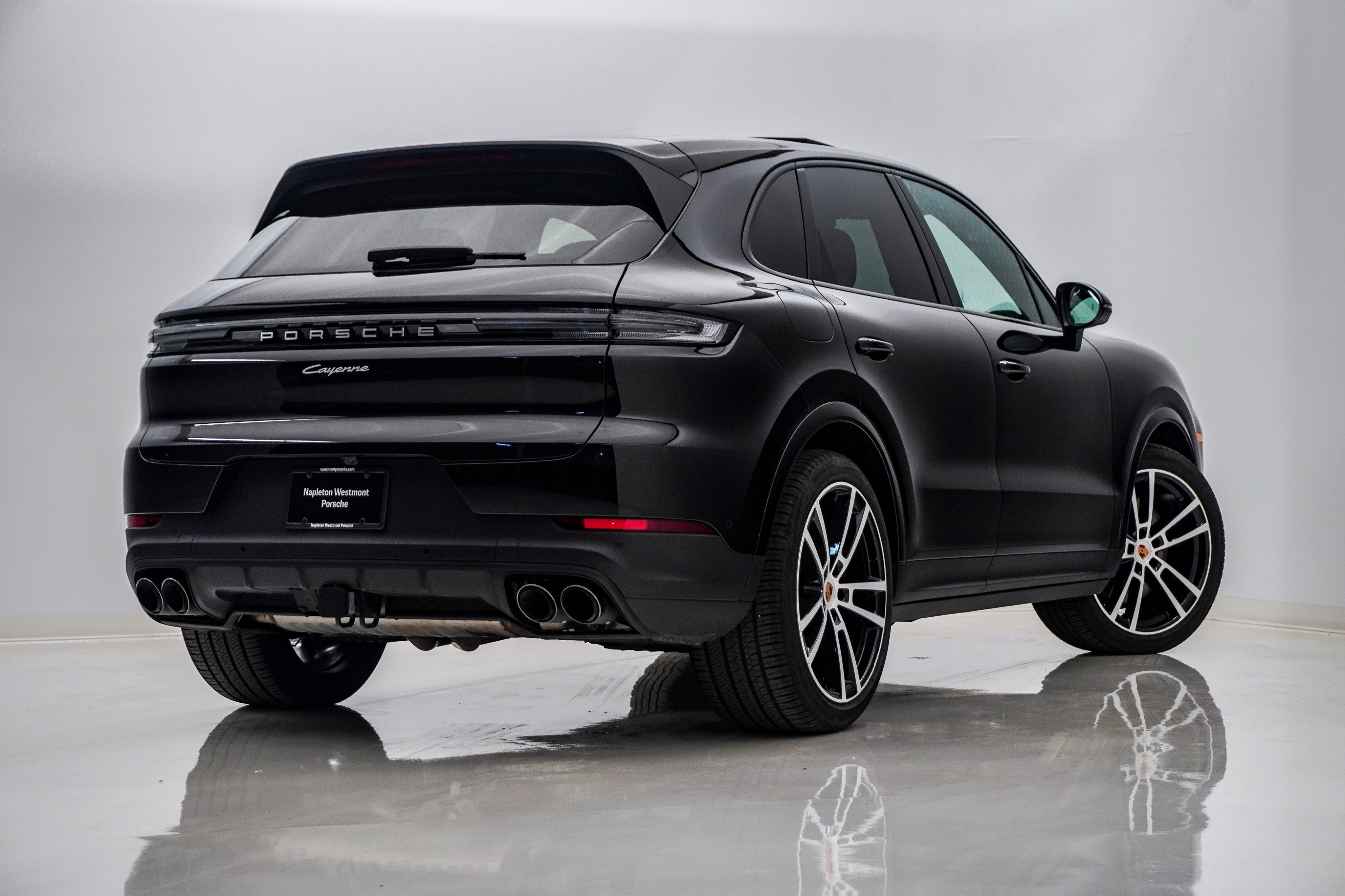 Certified 2026 Porsche Cayenne AWD/4WD image 11