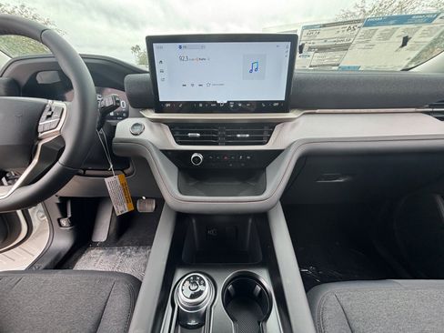 New 2026 Ford Explorer Active image 20