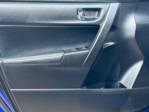 Certified 2017 Toyota Corolla XSE FWD image 12