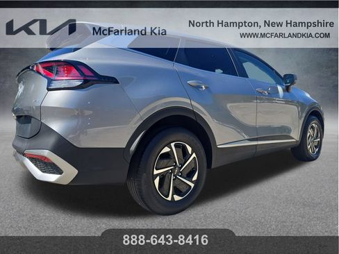 Used 2023 Kia Sportage LX AWD/4WD image 6