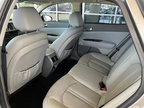 Used 2016 Kia Optima EX w/ Premium Package FWD image 17