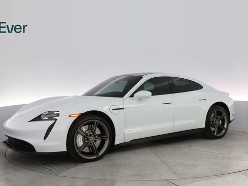 Used 2022 Porsche Taycan 4S image 15
