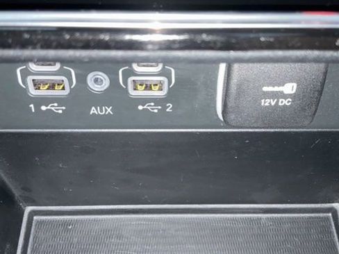 Used 2025 Jeep Grand Cherokee L Summit w/ Obsidian Package image 38