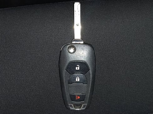 Used 2021 Chevrolet TrailBlazer LS FWD image 32