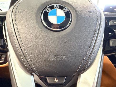 Used 2019 BMW 530i image 39