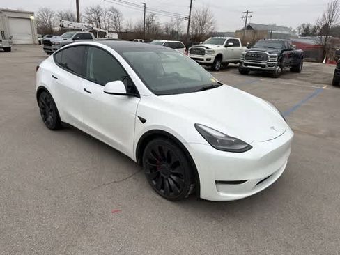 Used 2021 Tesla Model Y Performance image 22