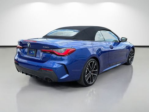 Used 2023 BMW 430i Convertible w/ M Sport Package image 3
