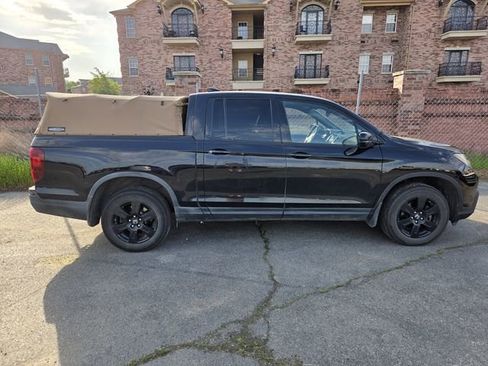 Used 2017 Honda Ridgeline Black Edition image 4