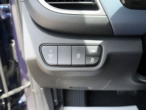 Used 2023 Kia Seltos S FWD image 24