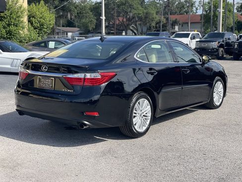 Used 2013 Lexus ES 350 w/ Luxury Pkg FWD image 23
