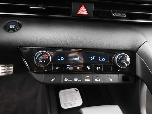New 2026 Hyundai Elantra SEL Sport FWD image 24
