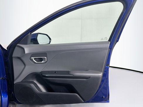 Used 2025 Kia K4 FWD image 32