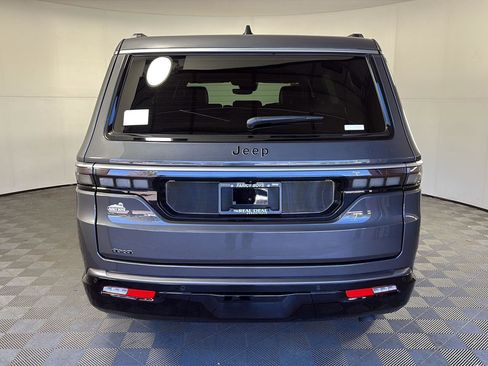 New 2026 Jeep Grand Wagoneer WSJM75 image 5