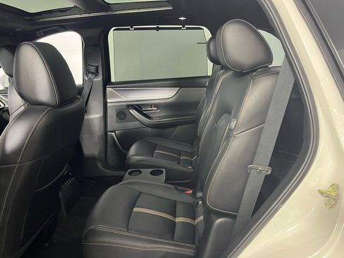 Used 2024 MAZDA CX-90 Plug-In Hybrid w/ Premium Plus image 31