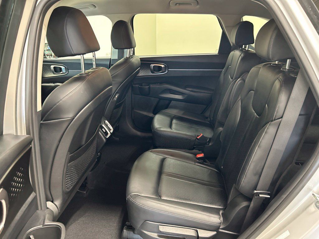 Certified 2024 Kia Sorento EX AWD/4WD image 25