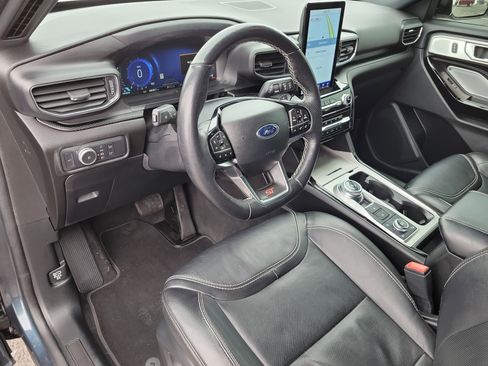 Used 2022 Ford Explorer ST w/ Equipment Group 401A image 18