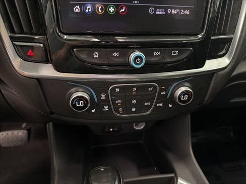 Used 2020 Chevrolet Traverse LT AWD/4WD image 19