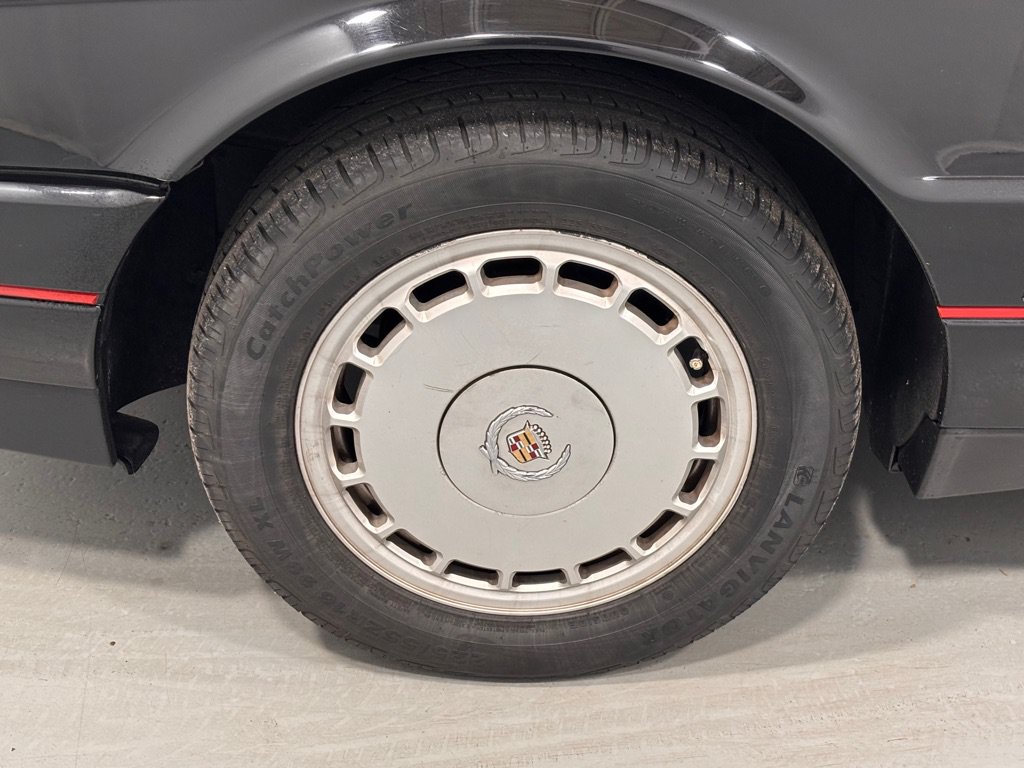 Used 1992 Cadillac Allante FWD image 23