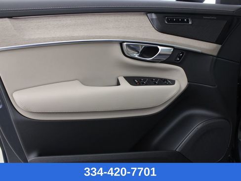 New 2026 Volvo XC90 B6 Plus w/ Protection Package Premier image 16