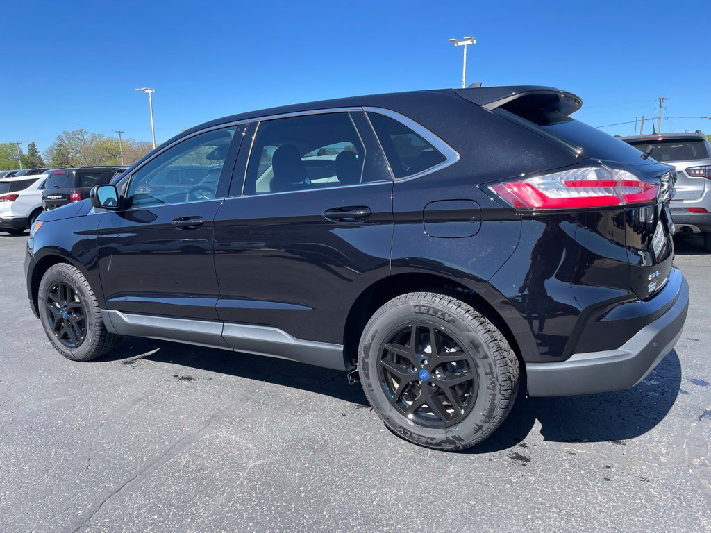 Used 2022 Ford Edge SEL w/ Convenience Package AWD/4WD image 6