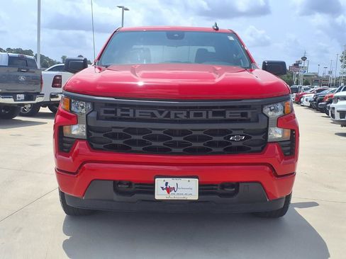 Used 2025 Chevrolet Silverado 1500 Custom w/ Turbomax Blackout Package RWD image 4