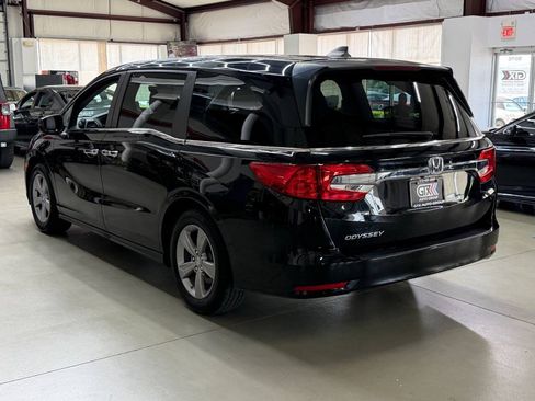 Used 2018 Honda Odyssey EX-L image 4