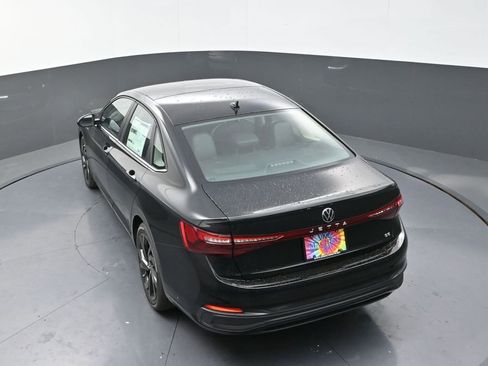 New 2026 Volkswagen Jetta SE image 15