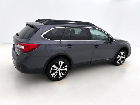 Used 2019 Subaru Outback 2.5i Limited w/ Protection Package #1 AWD/4WD image 6
