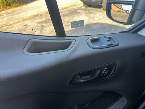 New 2025 Ford Transit 250 148 Medium Roof w/ Load Area Protection Package image 46