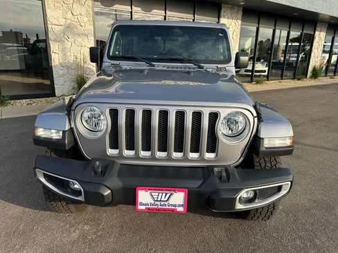 Used 2020 Jeep Wrangler Unlimited Sahara image 10