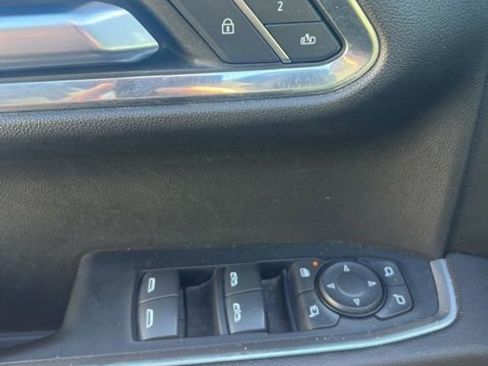 Used 2023 GMC Sierra 1500 SLT w/ SLT Premium Package image 12