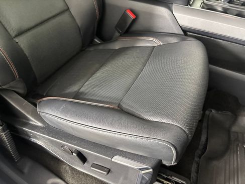 Used 2022 Ford F150 Lariat w/ FX4 Off-Road Package AWD/4WD image 28