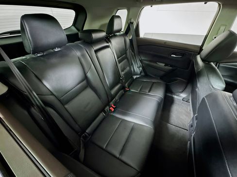 Used 2023 Nissan Rogue SL w/ SL Premium Package image 26