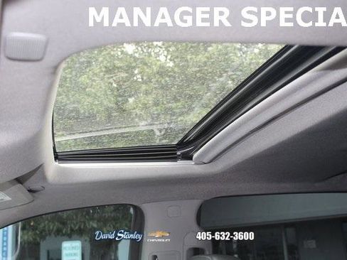 Used 2022 Chevrolet Silverado 1500 LTZ w/ Technology Package image 4